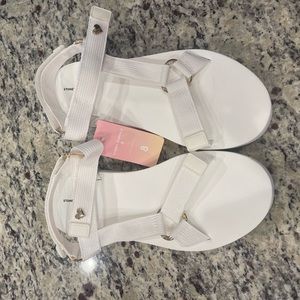 NWT Stoney Clover Ln x Target